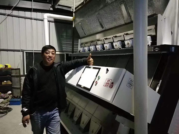 湘潭市長城農(nóng)業(yè)機械有限公司,湘潭農(nóng)業(yè)機械,機械及配件經(jīng)營,橡膠制品銷售 湘潭市長城農(nóng)業(yè)機械有限公司,湘潭農(nóng)業(yè)機械,機械及配件經(jīng)營,橡膠制品銷售